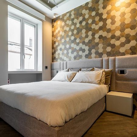 Duomo Elegant Apartment Мілан Екстер'єр фото